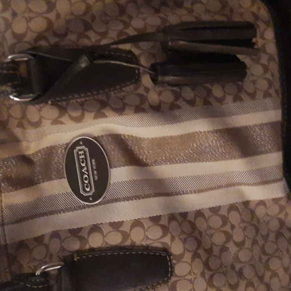 Coach Bag - Picture 3 of 6